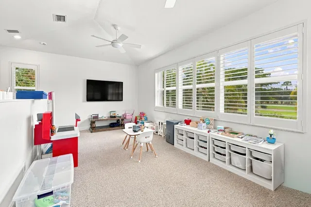 Residence photo 48