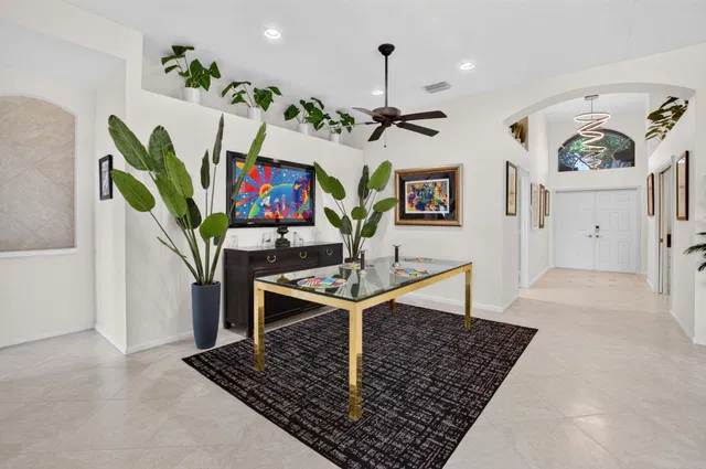 Residence photo 9