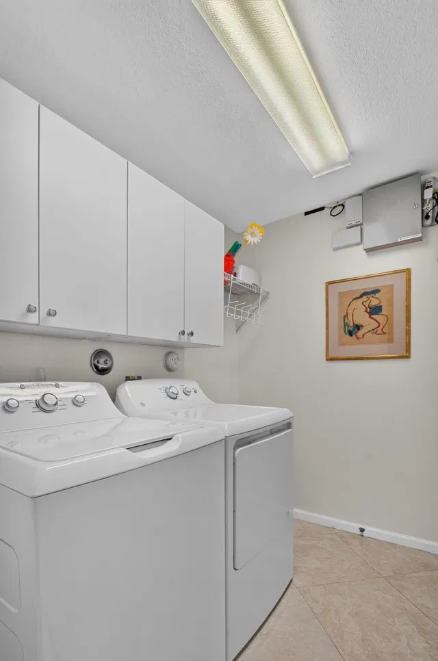Residence photo 41