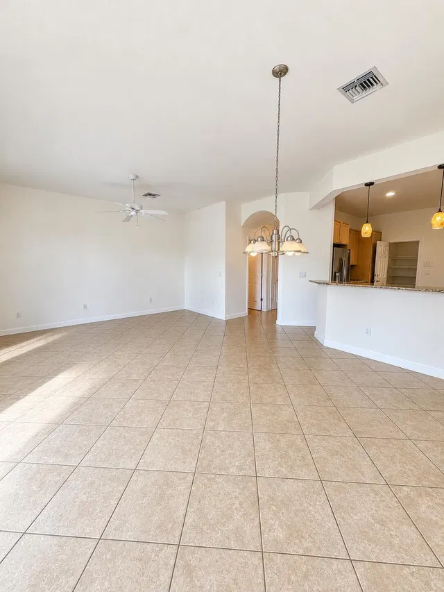 Residence photo 9