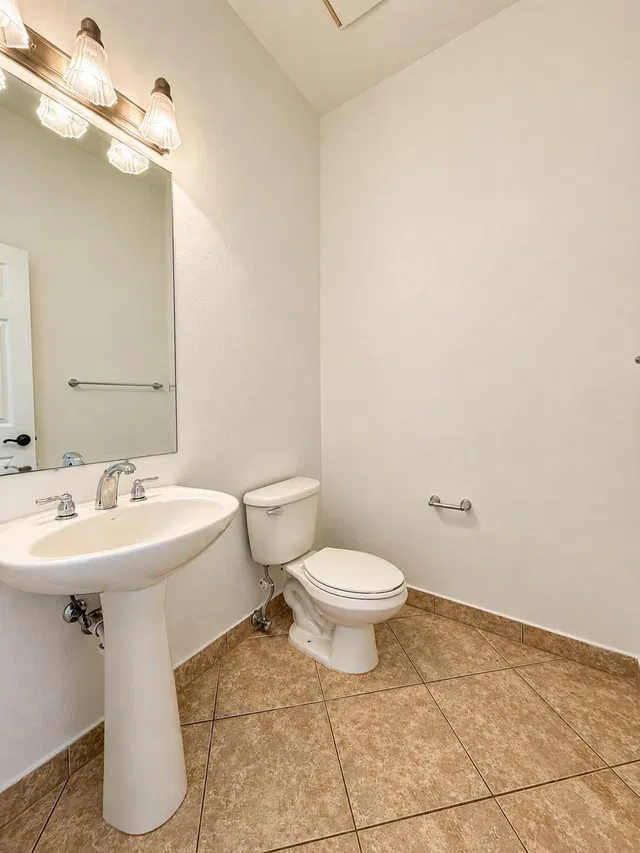 Residence photo 11