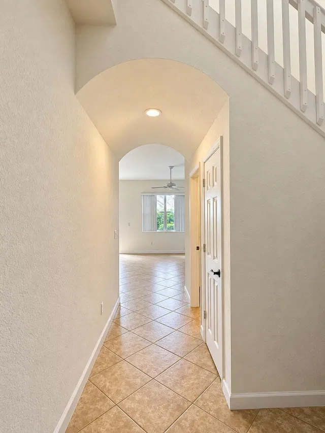 Residence photo 12