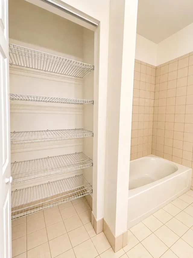 Residence photo 28