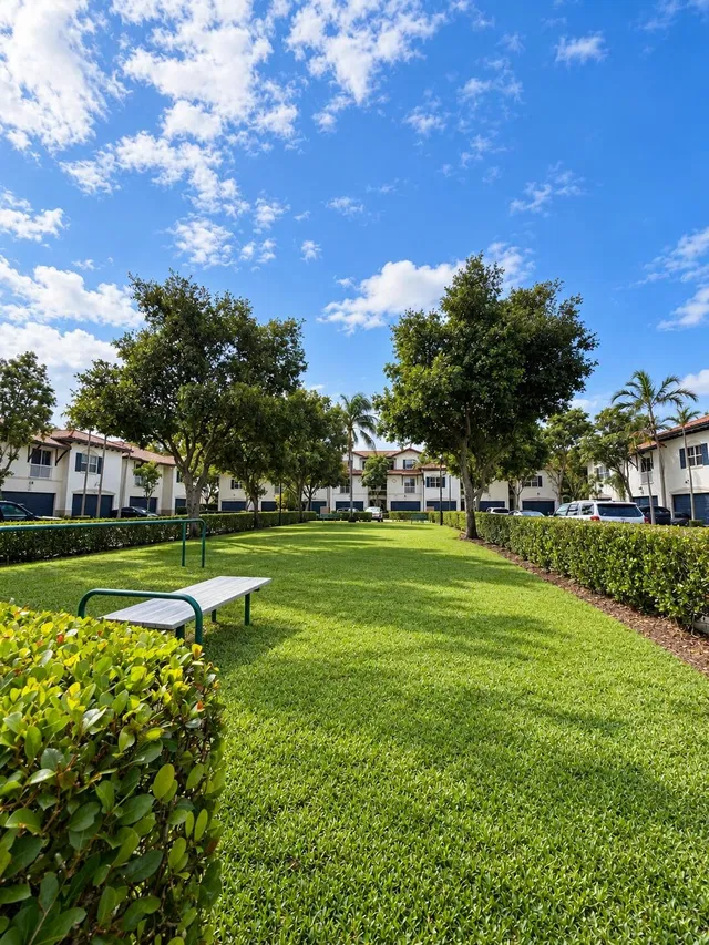 Residence photo 40