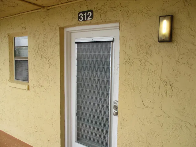 Unit 312 photo 5