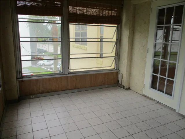 Unit 312 photo 17