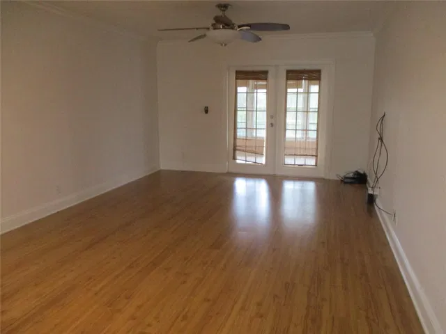 Unit 312 photo 18
