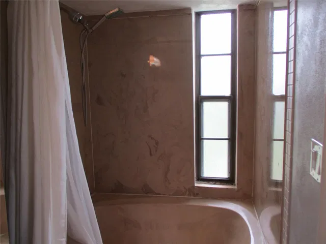Unit 312 photo 33