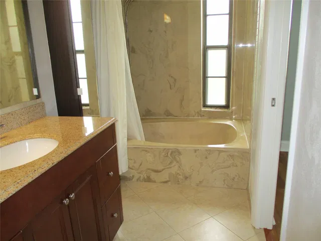 Unit 312 photo 36