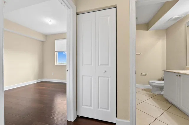 Renaissance Commons I Unit 2517 photo 12