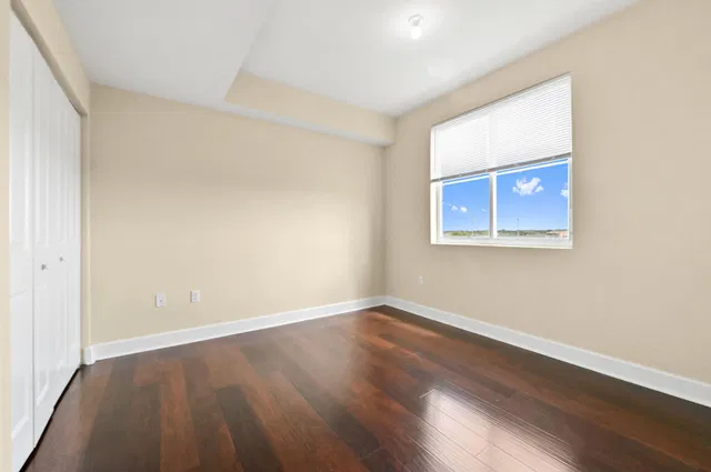 Renaissance Commons I Unit 2517 photo 14