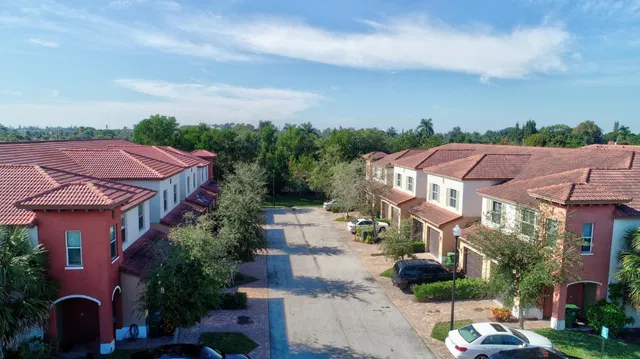 Residence photo 14