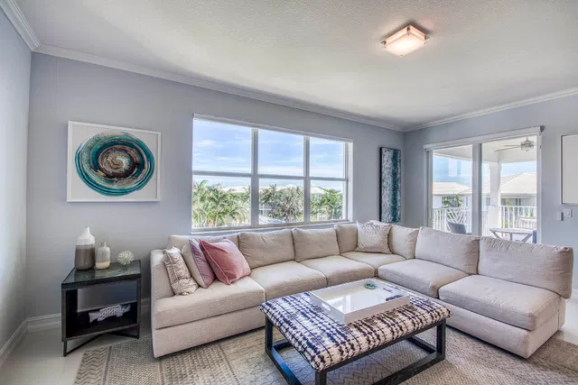 Residence photo 19