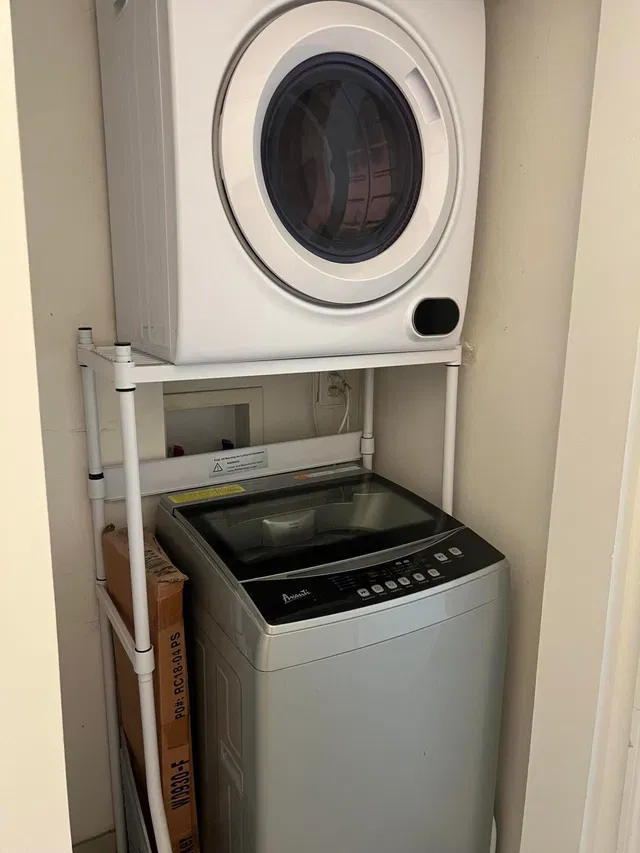 Unit D photo 10