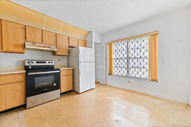 Residence photo 8
