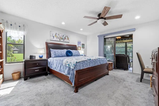 Residence photo 11