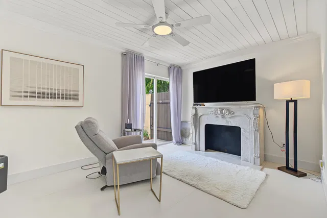 Residence photo 26