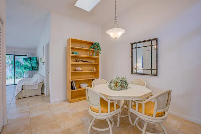  Residence photo 14