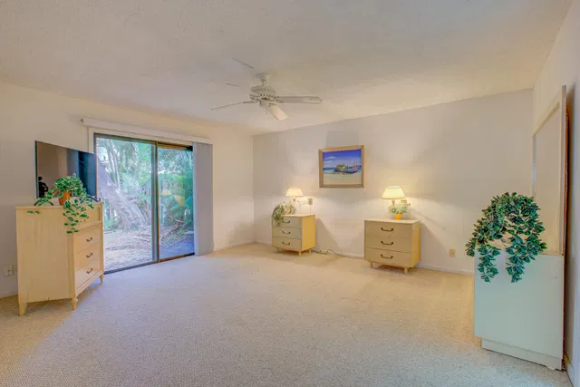  Residence photo 19