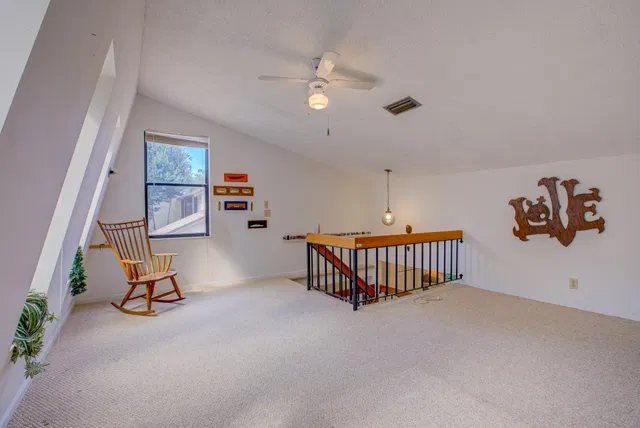  Residence photo 31