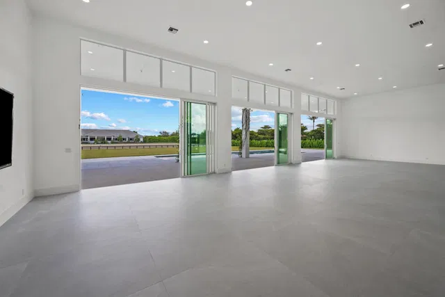 Palm Beach Point Residence photo 13