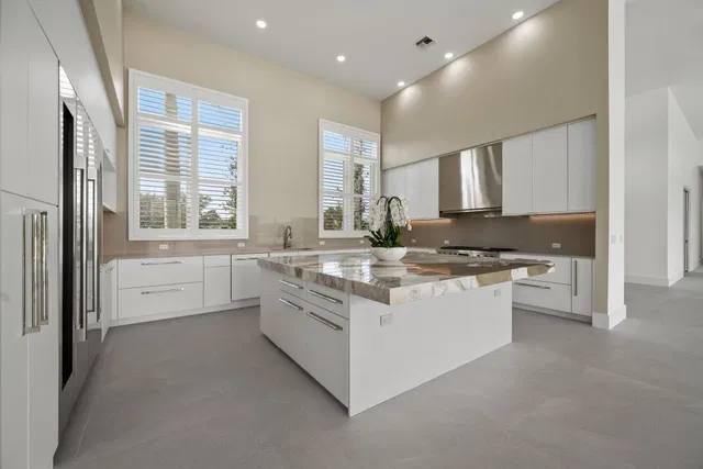 Palm Beach Point Residence photo 16