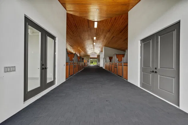 Palm Beach Point Residence photo 37