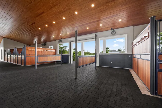 Palm Beach Point Residence photo 43