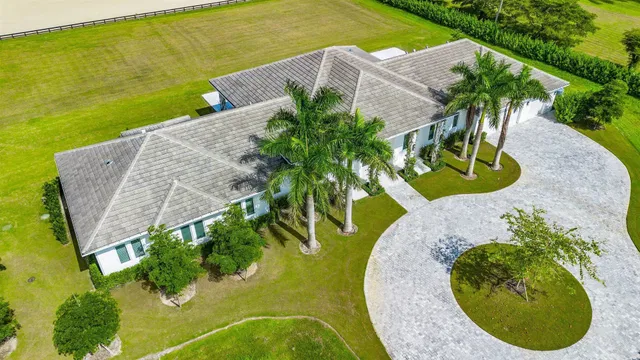 Palm Beach Point Residence photo 57