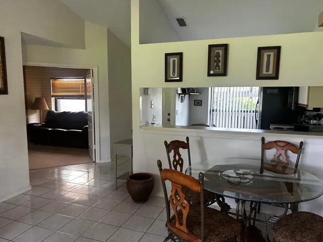 Residence photo 15
