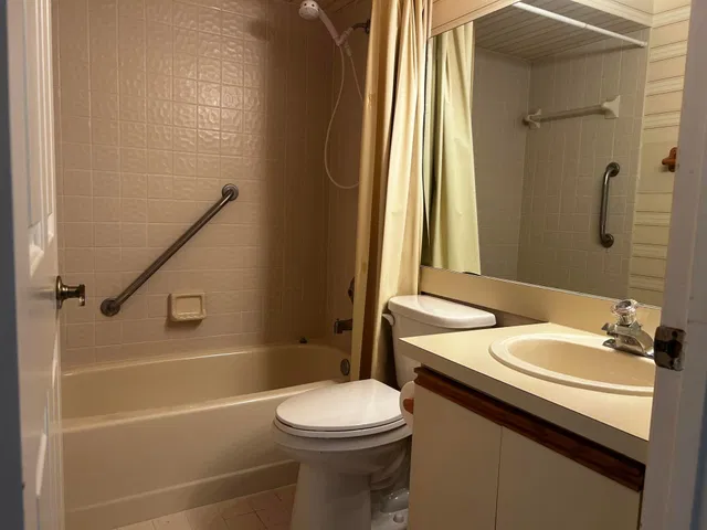 Residence photo 17