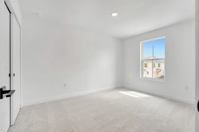 Residence photo 22