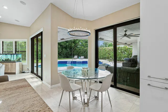 Residence photo 10