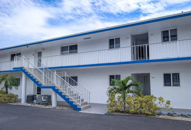 Unit 205R photo 21