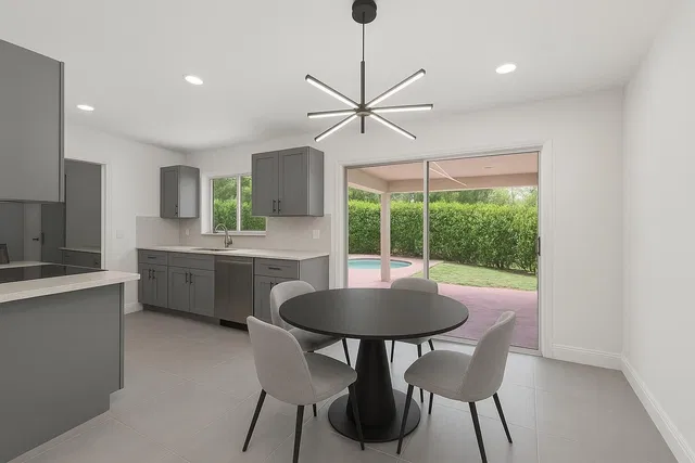 Residence photo 11