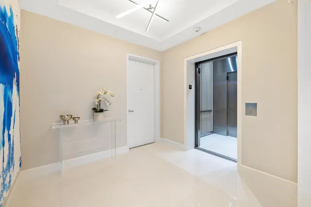 Azure Palm Beach Gardens Unit 303 photo 11