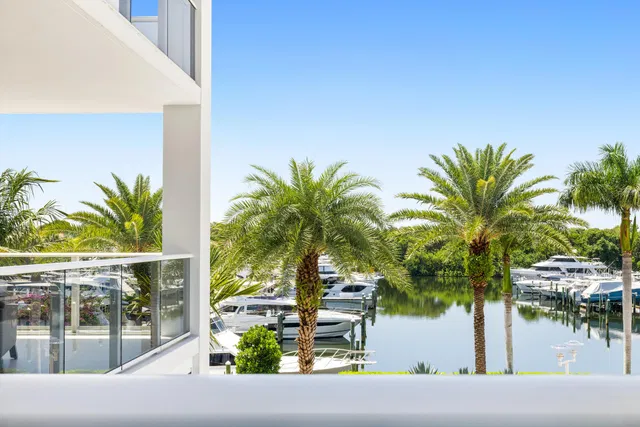 Azure Palm Beach Gardens Unit 303 photo 15