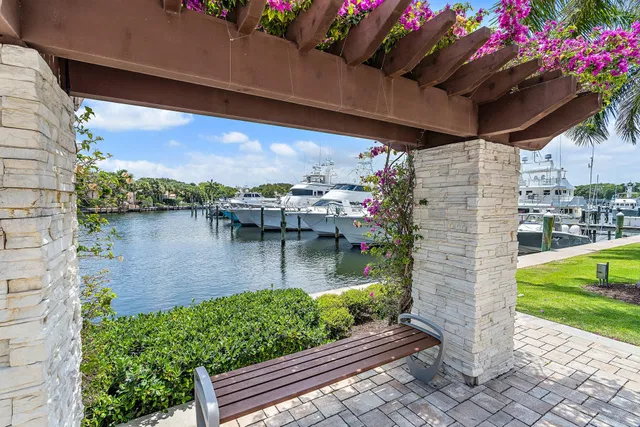 Azure Palm Beach Gardens Unit 303 photo 32