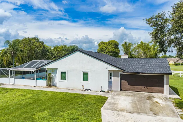 Residence photo 2