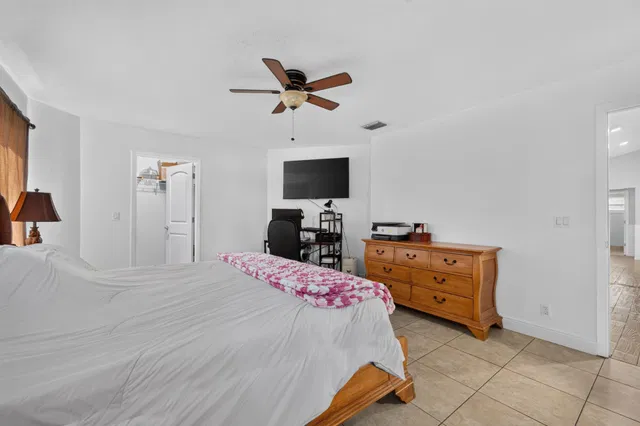 Residence photo 15