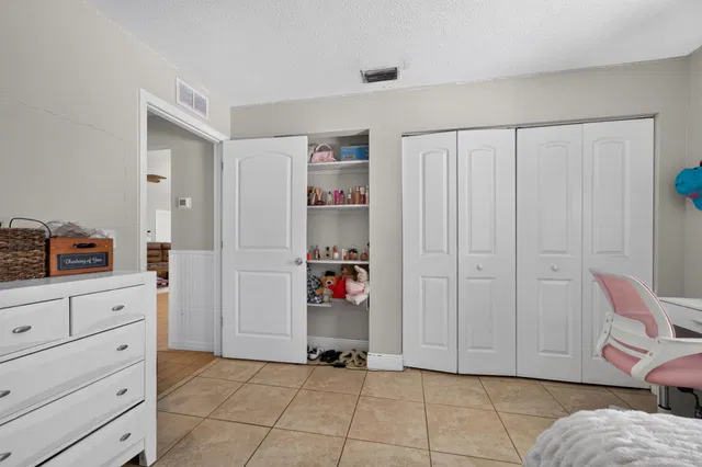 Residence photo 23