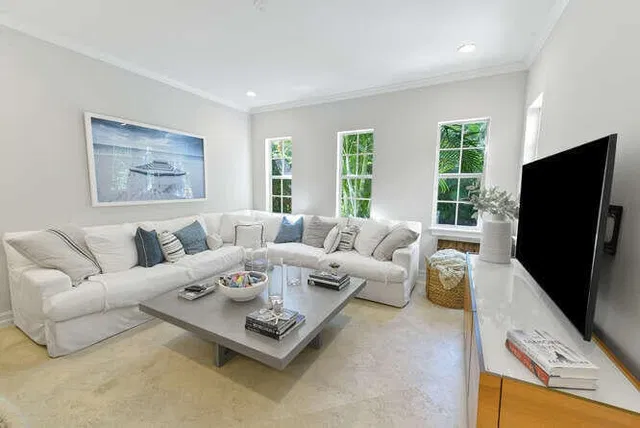 Residence photo 9