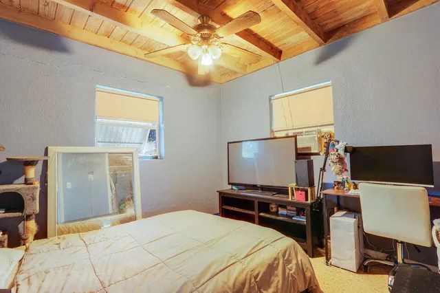  Residence photo 11