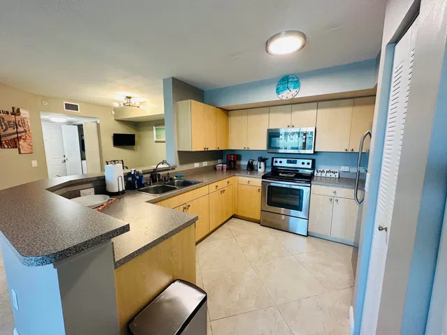  Residence photo 8