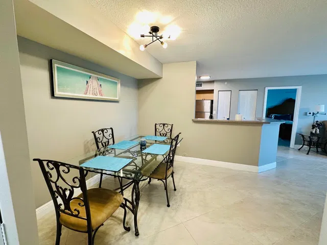  Residence photo 20