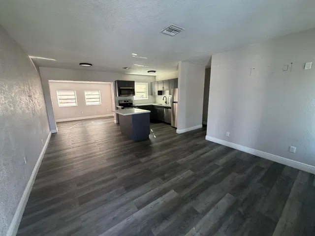 Residence photo 9