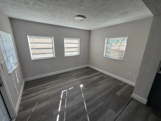 Residence photo 11