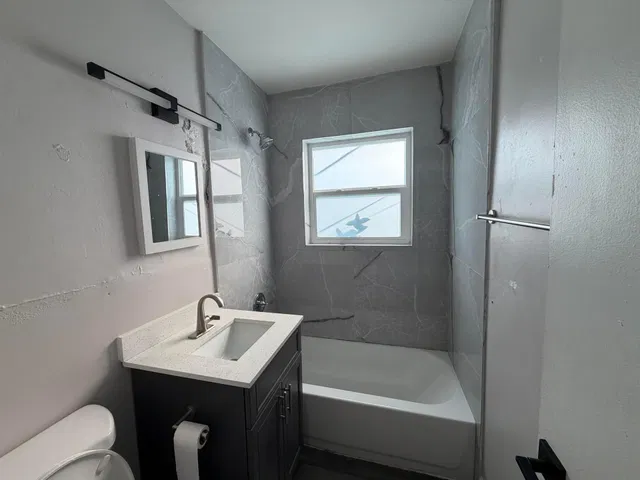 Residence photo 16