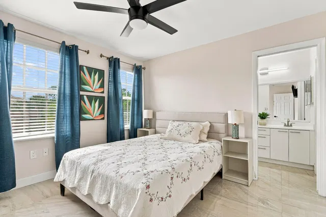 Residence photo 25