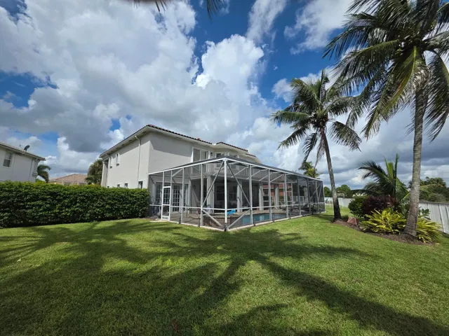  Residence photo 6
